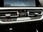 BMW 3-Serie Touring 320e Sportline PHEV Dealer O.H. | SOH 95,4% | Panodak | Adaptive Cruise | Camera | Sfeerverlichting | Sportstoelen Verwarmd | BLIS | Apple Carplay | Navigatie | DAB | Plug In Hybrid |