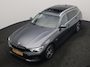 BMW 3-Serie Touring 320e Sportline PHEV Dealer O.H. | SOH 95,4% | Panodak | Adaptive Cruise | Camera | Sfeerverlichting | Sportstoelen Verwarmd | BLIS | Apple Carplay | Navigatie | DAB | Plug In Hybrid |