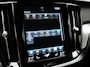 Volvo V60 T6 Recharge AWD R-Design PHEV 340pk Dealer O.H. | SOH 82,8% | Camera | Harman / Kardon | Lederen Sportstoelen Memory & Verwarmd | Stuur Verwarmd | Keyless | BLIS | Cruise Control | Apple Carplay | Navigatie | DAB | 20"L.M | Plug In Hybrid