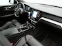 Volvo V60 T6 Recharge AWD R-Design PHEV 340pk Dealer O.H. | SOH 82,8% | Camera | Harman / Kardon | Lederen Sportstoelen Memory & Verwarmd | Stuur Verwarmd | Keyless | BLIS | Cruise Control | Apple Carplay | Navigatie | DAB | 20"L.M | Plug In Hybrid