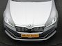 Skoda Superb Combi 1.4 TSI iV Laurin & Klement PHEV 218pk Dealer O.H. | Trekhaak Af Fabriek | Panodak | Adaptive Cruise | 360 Camera | Canton Audio | Lederen Comfortstoelen Memory & Massage & Ventilatie | Sfeerverlichting | Stoelen & Stuur Verwarmd | BLIS | Keyless | Plug In Hybrid |