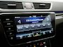 Skoda Superb Combi 1.4 TSI iV Laurin & Klement PHEV 218pk Dealer O.H. | Trekhaak Af Fabriek | Panodak | Adaptive Cruise | 360 Camera | Canton Audio | Lederen Comfortstoelen Memory & Massage & Ventilatie | Sfeerverlichting | Stoelen & Stuur Verwarmd | BLIS | Keyless | Plug In Hybrid |