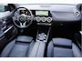 Mercedes-Benz B-klasse 220 Automaat 190pk Launch Edition Premium Plus + Camera/ Trekhaak/ Panoramadak/ Nieuwstaat!