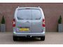 Opel Combo 1.5D 130pk L2H1 Innovation - Trekhaak - Achteruitrijcamera - Navigatiesysteem - Dodehoekdetectie - Apple CarPlay - Parkeersensoren - Cruise control