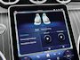 Mercedes-Benz C-klasse 300 e Business Solution AMG | Panoramadak | Grijs Interieur | Winter Pakket | Trekhaak | 360° Camera | DISTRONIC Afstandsassistent | Dodehoekassistent | Verkeersbordenassistent | Elektrisch Verstelbare Stoelen + Memory | Stoelverwarming | Stuurverwarming | Sfeerverlichting | Sierdelen Hout Aluminium Lines Zwart | Apple CarPlay | Android Auto | Elektrisch Inklapbare Buitenspiegels | Parkeersensoren