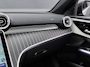 Mercedes-Benz C-klasse 300 e Business Solution AMG | Panoramadak | Grijs Interieur | Winter Pakket | Trekhaak | 360° Camera | DISTRONIC Afstandsassistent | Dodehoekassistent | Verkeersbordenassistent | Elektrisch Verstelbare Stoelen + Memory | Stoelverwarming | Stuurverwarming | Sfeerverlichting | Sierdelen Hout Aluminium Lines Zwart | Apple CarPlay | Android Auto | Elektrisch Inklapbare Buitenspiegels | Parkeersensoren