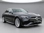 Mercedes-Benz C-klasse 300 e Business Solution AMG | Panoramadak | Grijs Interieur | Winter Pakket | Trekhaak | 360° Camera | DISTRONIC Afstandsassistent | Dodehoekassistent | Verkeersbordenassistent | Elektrisch Verstelbare Stoelen + Memory | Stoelverwarming | Stuurverwarming | Sfeerverlichting | Sierdelen Hout Aluminium Lines Zwart | Apple CarPlay | Android Auto | Elektrisch Inklapbare Buitenspiegels | Parkeersensoren