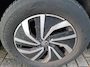 Volkswagen Polo 1.0 TSI 95pk Life DSG Automaat / Navigatie by APP / LM 15 inch / Parkeersensoren / LED / Digital cockpit