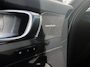 Volvo XC40 2.0 B4 Plus Dark
