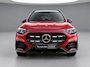 Mercedes-Benz GLB 250+ Business Solution AMG | Premium Pakket | Night Pakket | Panoramadak | MBUX Superscreen | Adaptieve Cruise Control | Dodehoekassistent | Verkeersbordenassistent | Adaptieve Grootlichtassistent | AC Laadsysteem tot 22 kW | Elektrisch Verstelbare Stoelen + Memory | Stoelverwarming | Sfeerverlichting | Elektrische Achterklep | Achteruitrijcamera