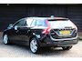 Volvo V60 1.6 D2 Momentum Navigatie/Parkeersensor/Lmv/Apk 08-2027