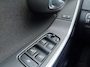 Volvo V60 1.6 T3 Momentum Automaat  150 PK  Bluetooth  Navi  PDC  Cruise-controle