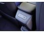 Lynk & Co 02 Business Edition 66 kWh | 1600KG Trekgewicht | Stoelverwarming | Apple CarPlay | Android Auto | Achteruitrijcamera | Panoramadak | Elektrische Achterklep | Keyles Entry | Regensensor |
