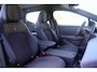 Lynk & Co 02 Business Edition 66 kWh | 1600KG Trekgewicht | Stoelverwarming | Apple CarPlay | Android Auto | Achteruitrijcamera | Panoramadak | Elektrische Achterklep | Keyles Entry | Regensensor |