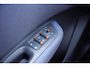 Lynk & Co 02 Business Edition 66 kWh | 1600KG Trekgewicht | Stoelverwarming | Apple CarPlay | Android Auto | Achteruitrijcamera | Panoramadak | Elektrische Achterklep | Keyles Entry | Regensensor |