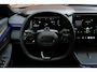Lynk & Co 08 1.5 More | 200km Hybride | Stoelmassage, Verwarming en Ventilatie | Panoramadak | Matrix LED | Harman Kardon | 360° Camera | Getint glas | Bestuurdersstoel met geheugen | Sfeerverlichting | Apple Carplay | Dodehoekassistent | Adaptive Cruise Contol