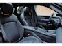 Lynk & Co 08 1.5 More | 200km Hybride | Stoelmassage, Verwarming en Ventilatie | Panoramadak | Matrix LED | Harman Kardon | 360° Camera | Getint glas | Bestuurdersstoel met geheugen | Sfeerverlichting | Apple Carplay | Dodehoekassistent | Adaptive Cruise Contol