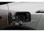 Lynk & Co 08 1.5 More | 200km Hybride | Stoelmassage, Verwarming en Ventilatie | Panoramadak | Matrix LED | Harman Kardon | 360° Camera | Getint glas | Bestuurdersstoel met geheugen | Sfeerverlichting | Apple Carplay | Dodehoekassistent | Adaptive Cruise Contol
