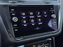Volkswagen Tiguan 1.4 245pk TSI eHybrid Life Business Parkeersensoren voor en achter | Dodehoeksensoren | Adaptive Cruise Control