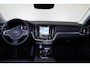 Volvo V60 T6 Plug-in hybrid AWD Core Business - IntelliSafe Assist & Surround - 360º Camera - Harman Kardon audio - Verwarmde voorstoelen, stuur & achterbank - Parkeersensoren voor & achter - 19' LMV