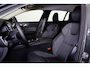 Volvo V60 T6 Plug-in hybrid AWD Core Business - IntelliSafe Assist & Surround - 360º Camera - Harman Kardon audio - Verwarmde voorstoelen, stuur & achterbank - Parkeersensoren voor & achter - 19' LMV