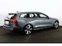 Volvo V60 T6 Plug-in hybrid AWD Core Business - IntelliSafe Assist & Surround - 360º Camera - Harman Kardon audio - Verwarmde voorstoelen, stuur & achterbank - Parkeersensoren voor & achter - 19' LMV