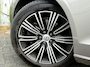 Volvo V60 2.0 B4 Inscription | Trekhaak | Harman Kardon Audio | 360 Graden Camera | Keyless Entry | Elektrische Achterklep | Elektrisch Verstelbare Voorstoelen | Stoelverwarming | Cruise Control Adaptief | BLIS | Navigatie | Apple Carplay | Android Auto