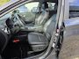 Hyundai Kona Electric EV Premium 64 kWh | Navigatie | Applecarplay en android auto | Elektrische verstelbare stoelen | Krell premium audio | Stoelventilatie en verwarming | Trekhaak | Stoelverwarming achter | Achteruitrijcamera | Parkeersensoren voor en achter |
