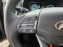 Hyundai Kona Electric EV Premium 64 kWh | Navigatie | Applecarplay en android auto | Elektrische verstelbare stoelen | Krell premium audio | Stoelventilatie en verwarming | Trekhaak | Stoelverwarming achter | Achteruitrijcamera | Parkeersensoren voor en achter |
