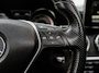 Mercedes-Benz CLA 180 Edition 1 PANORAMADAK/STOELVERWARMING/AUTOMAAT/AMG LINE/PDC/MULTIFUNCTIONEEL STUURWIEL/BLUETOOTH