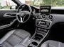 Mercedes-Benz CLA 180 Edition 1 PANORAMADAK/STOELVERWARMING/AUTOMAAT/AMG LINE/PDC/MULTIFUNCTIONEEL STUURWIEL/BLUETOOTH
