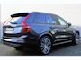 Volvo XC90 2.0 T8 Recharge AWD R-Design | SOH 92% | Luchtvering Voor En Achter Met FOUR-C Settings | Parkeerverwarming Met Timer | Head-Up Display | Gelamineerde Zijruiten En Achterruit | Elektrisch Glazen Schuif-/Kanteldak | Bowers & Wilkins Audiosysteem | Achterbank Verwarmd | Keyless Entry | Keyless Start |