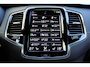 Volvo XC90 2.0 T8 Recharge AWD R-Design | SOH 92% | Luchtvering Voor En Achter Met FOUR-C Settings | Parkeerverwarming Met Timer | Head-Up Display | Gelamineerde Zijruiten En Achterruit | Elektrisch Glazen Schuif-/Kanteldak | Bowers & Wilkins Audiosysteem | Achterbank Verwarmd | Keyless Entry | Keyless Start |