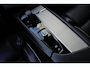 Volvo XC90 2.0 T8 Recharge AWD R-Design | SOH 92% | Luchtvering Voor En Achter Met FOUR-C Settings | Parkeerverwarming Met Timer | Head-Up Display | Gelamineerde Zijruiten En Achterruit | Elektrisch Glazen Schuif-/Kanteldak | Bowers & Wilkins Audiosysteem | Achterbank Verwarmd | Keyless Entry | Keyless Start |