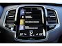 Volvo XC90 2.0 T8 Recharge AWD R-Design | SOH 92% | Luchtvering Voor En Achter Met FOUR-C Settings | Parkeerverwarming Met Timer | Head-Up Display | Gelamineerde Zijruiten En Achterruit | Elektrisch Glazen Schuif-/Kanteldak | Bowers & Wilkins Audiosysteem | Achterbank Verwarmd | Keyless Entry | Keyless Start |