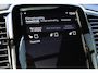 Volvo XC90 2.0 T8 Recharge AWD R-Design | SOH 92% | Luchtvering Voor En Achter Met FOUR-C Settings | Parkeerverwarming Met Timer | Head-Up Display | Gelamineerde Zijruiten En Achterruit | Elektrisch Glazen Schuif-/Kanteldak | Bowers & Wilkins Audiosysteem | Achterbank Verwarmd | Keyless Entry | Keyless Start |