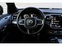 Volvo XC90 2.0 T8 Recharge AWD R-Design | SOH 92% | Luchtvering Voor En Achter Met FOUR-C Settings | Parkeerverwarming Met Timer | Head-Up Display | Gelamineerde Zijruiten En Achterruit | Elektrisch Glazen Schuif-/Kanteldak | Bowers & Wilkins Audiosysteem | Achterbank Verwarmd | Keyless Entry | Keyless Start |