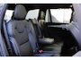 Volvo XC90 2.0 T8 Recharge AWD R-Design | SOH 92% | Luchtvering Voor En Achter Met FOUR-C Settings | Parkeerverwarming Met Timer | Head-Up Display | Gelamineerde Zijruiten En Achterruit | Elektrisch Glazen Schuif-/Kanteldak | Bowers & Wilkins Audiosysteem | Achterbank Verwarmd | Keyless Entry | Keyless Start |