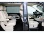 Mercedes-Benz V-klasse 300d / AMG / Exclusive / 7-Pers / Pano / Luchtv / Elec Stoel / Burmester / Vol Opties / NIEUW!!