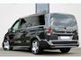 Mercedes-Benz V-klasse 300d / AMG / Exclusive / 7-Pers / Pano / Luchtv / Elec Stoel / Burmester / Vol Opties / NIEUW!!