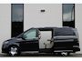 Mercedes-Benz V-klasse 300d / AMG / Exclusive / 7-Pers / Pano / Luchtv / Elec Stoel / Burmester / Vol Opties / NIEUW!!