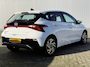 Hyundai i20 1.0 T-GDI 100pk Comfort | Airco | Camera | Carplay | Cruise control | Dodehoek detectie | Navigatie | Parkeersensoren | Digitaal cockpit | Lichtmetalen velgen