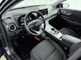 Hyundai Kona Electric EV Comfort Smart 64 kWh | WLTP 484km | Warmtepomp | 3-fasen | Navigatie | Camera | Adaptive cruise |
