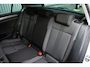 Volkswagen Golf 1.2 TSI R-line Stoelverwarming, Trekhaak, Cruise control, Carplay
