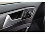 Volkswagen Golf 1.2 TSI R-line Stoelverwarming, Trekhaak, Cruise control, Carplay