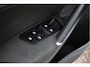 Volkswagen Golf 1.2 TSI R-line Stoelverwarming, Trekhaak, Cruise control, Carplay
