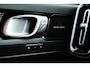 Volvo XC40 2.0 B4 R-Design | Rijklaar! | Elek. Trekhaak | Pilot Assist | H&K Audio | Camera | Stoel- Stuurverw. | NAV + CarPlay