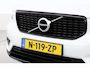 Volvo XC40 2.0 B4 R-Design | Rijklaar! | Elek. Trekhaak | Pilot Assist | H&K Audio | Camera | Stoel- Stuurverw. | NAV + CarPlay