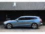 Volvo V60 2.0 T4 Momentum Pro Navigatie/Parkeersensor/Lane Assist/Half-Leer
