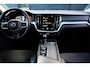 Volvo V60 2.0 T4 Momentum Pro Navigatie/Parkeersensor/Lane Assist/Half-Leer